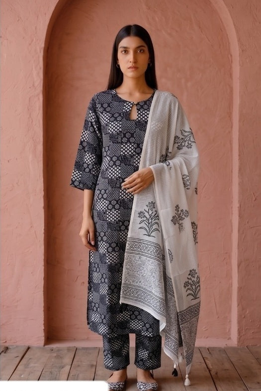 Elegant Black & White Printed Kurta Set with Dupatta